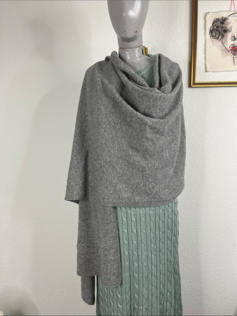 Amicale Cashmere Travel Wrap Scarf Heather Gray Shawl